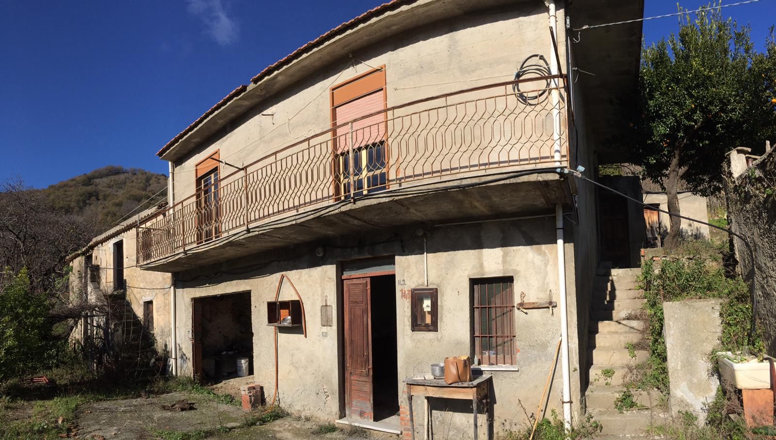 Casa indipendente in vendita a Montagnareale (ME)