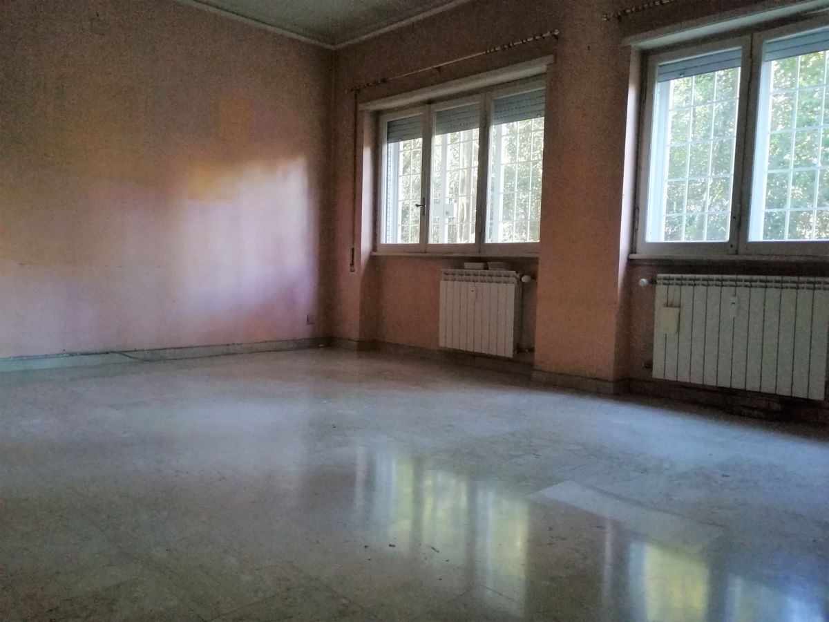 Appartamento in vendita a Roma (RM)