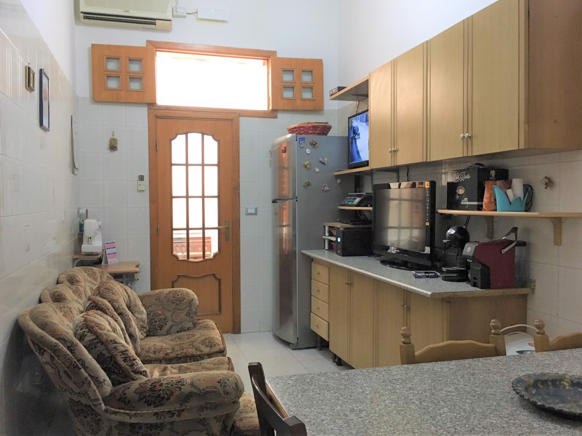 Casa indipendente in vendita