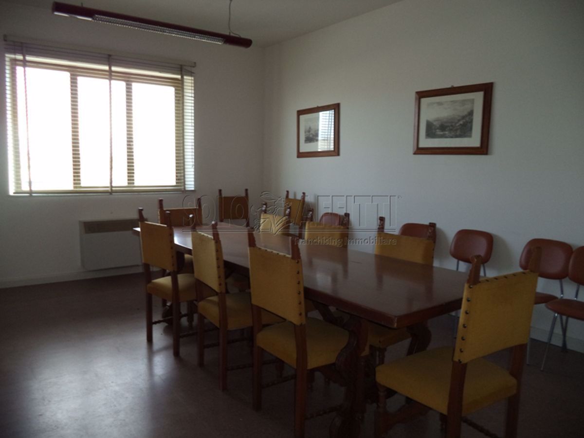 Ufficio in Affitto