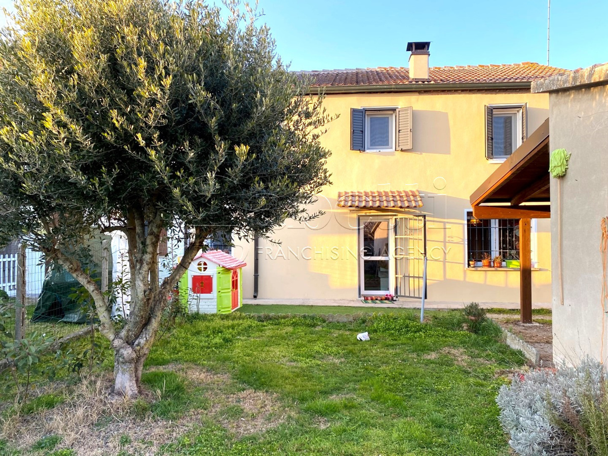 Casa indipendente in vendita a Riva Del Po (FE)