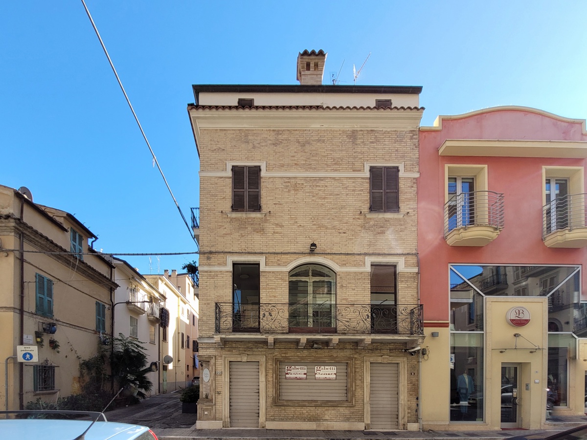 Palazzo in affitto a San Benedetto Del Tronto (AP)