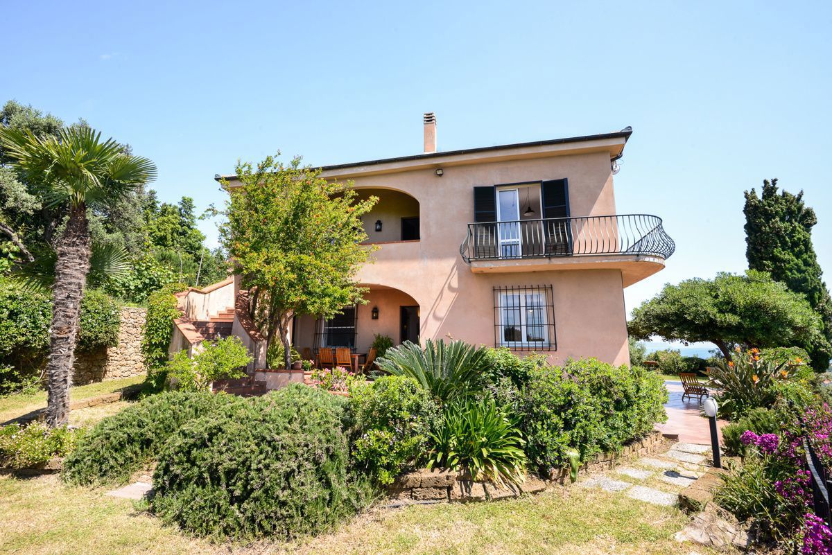 Villa in vendita a Alassio (SV)