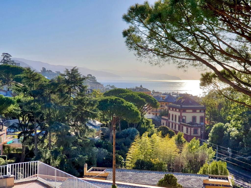 Foto 1 di 3 - Villa in vendita a Santa Margherita Ligure