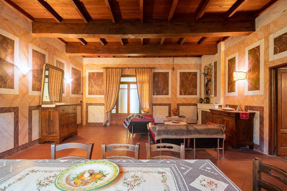 Foto 13 di 40 - Villa in vendita a Pistoia