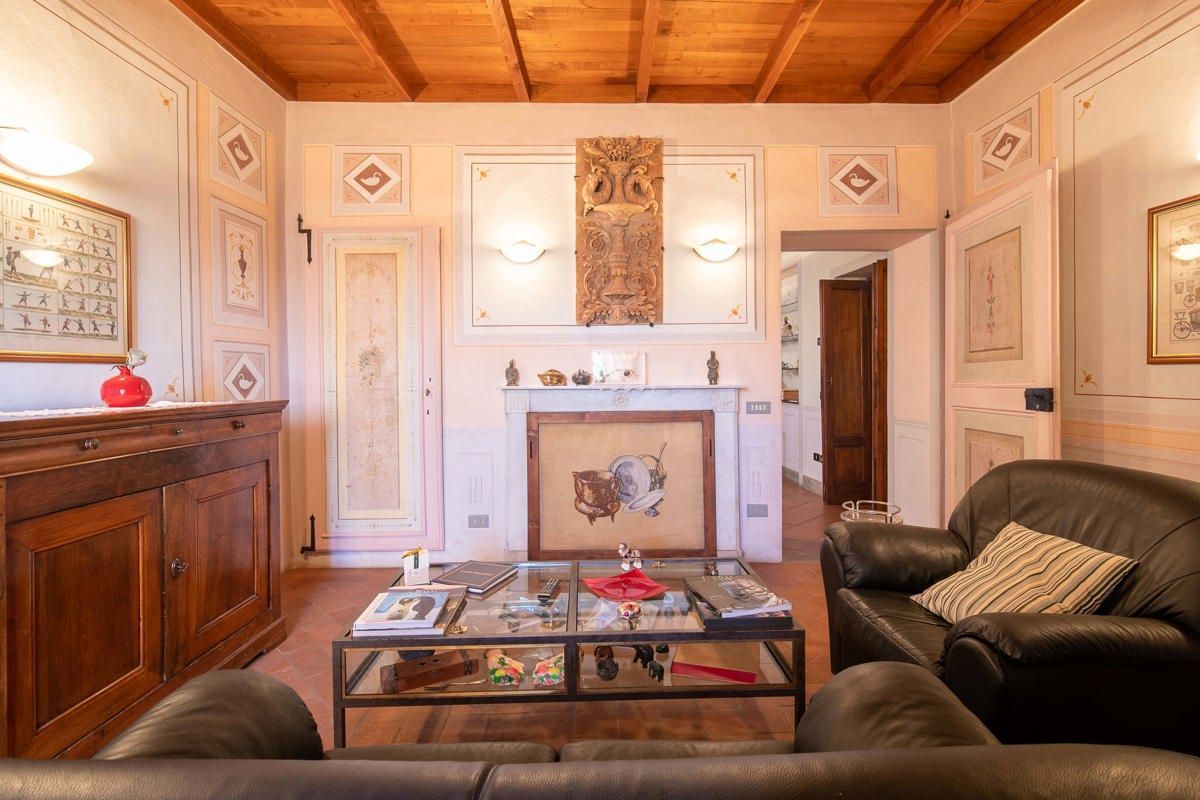 Foto 17 di 40 - Villa in vendita a Pistoia