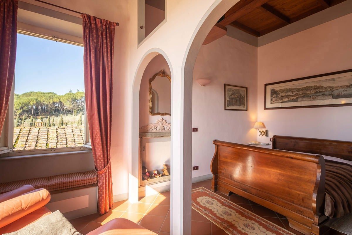 Foto 27 di 40 - Villa in vendita a Pistoia