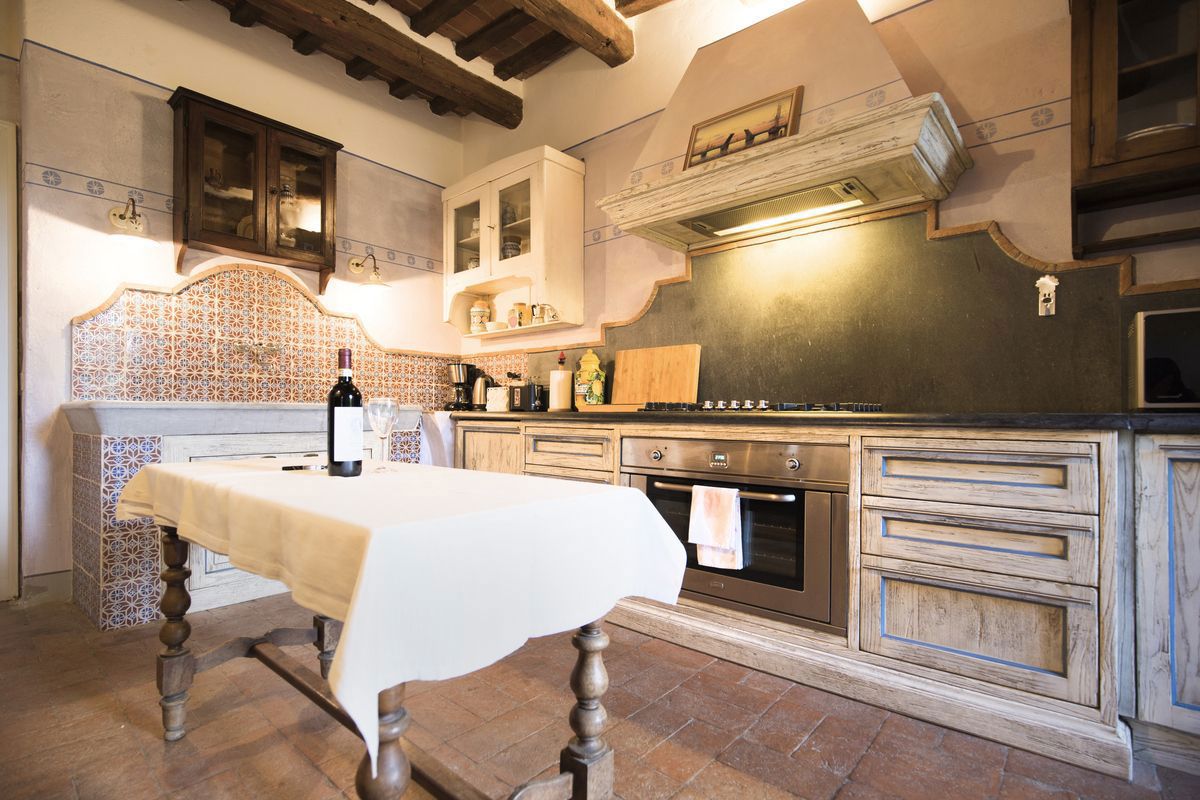 Foto 11 di 47 - Appartamento in vendita a Montecatini Terme