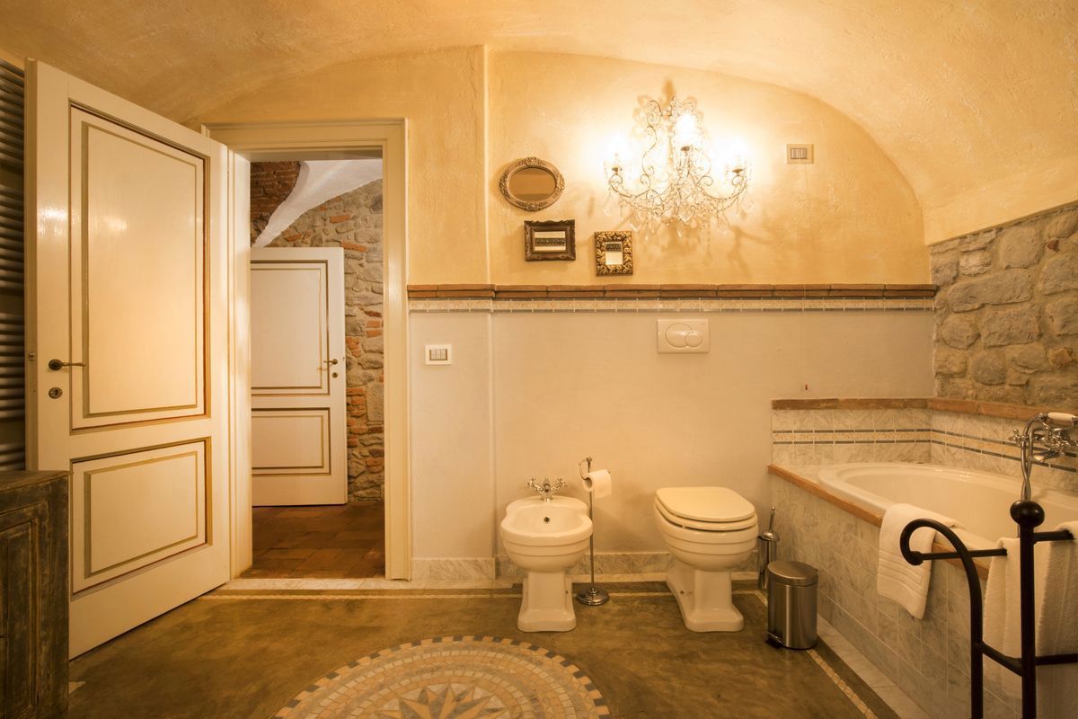 Foto 43 di 47 - Appartamento in vendita a Montecatini Terme