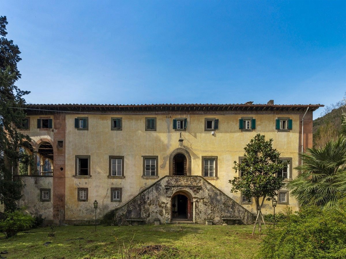 Foto 8 di 23 - Villa in vendita a Lucca