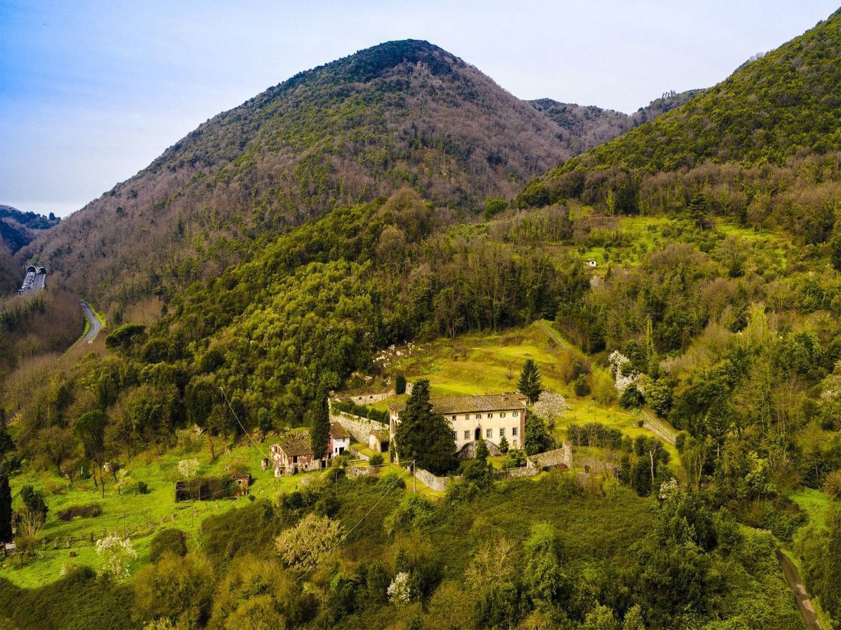 Foto 13 di 23 - Villa in vendita a Lucca