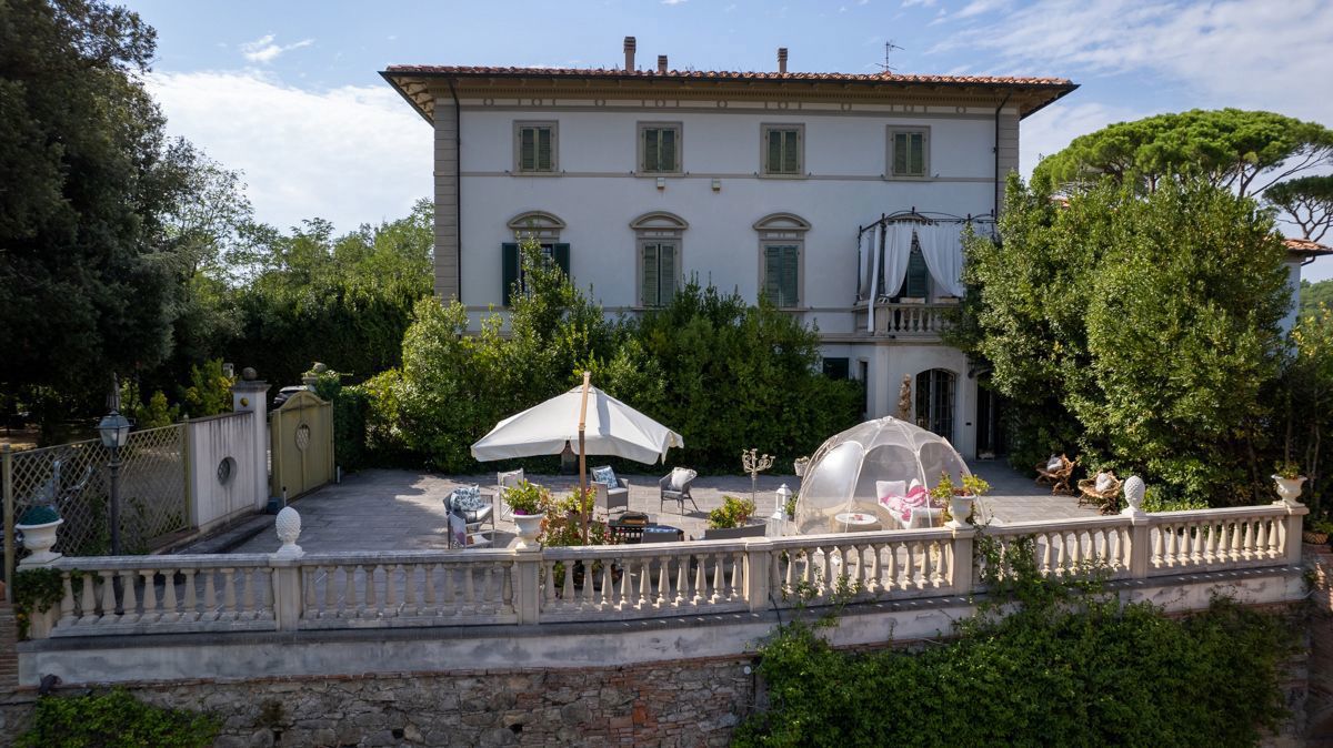 Foto 1 di 31 - Villa in vendita a Casciana Terme Lari