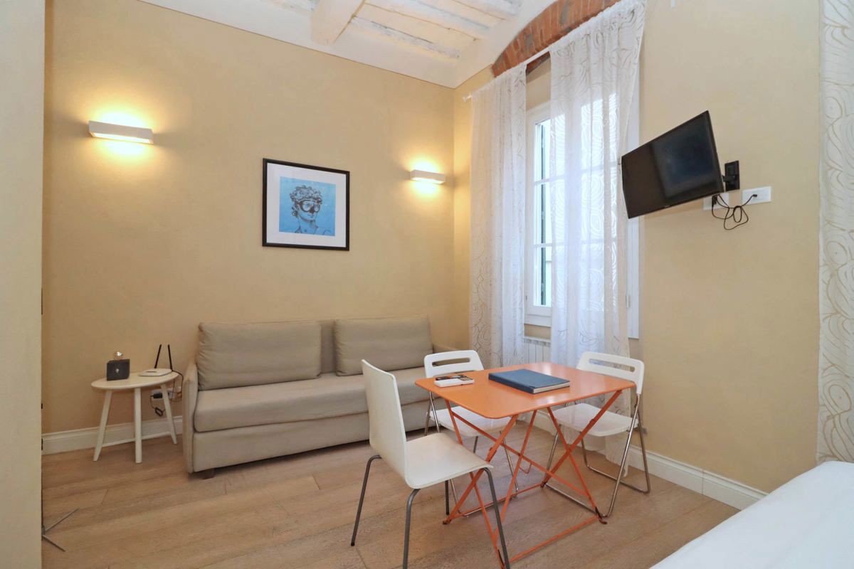 Foto 2 di 30 - Appartamento in vendita a Firenze