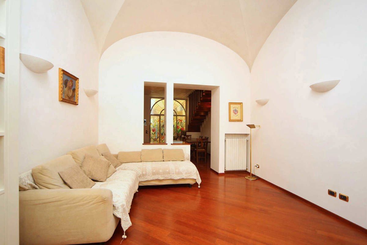 Foto 4 di 32 - Appartamento in affitto a Firenze