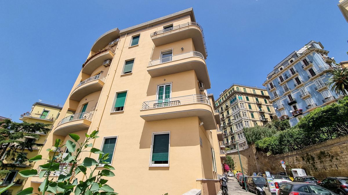 Foto 17 di 19 - Appartamento in affitto a Napoli