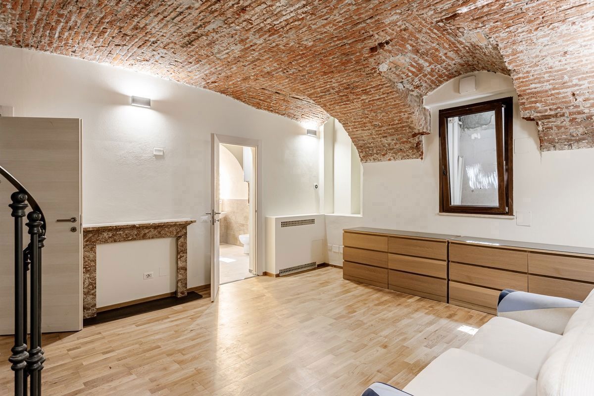 Foto 26 di 33 - Appartamento in affitto a Milano