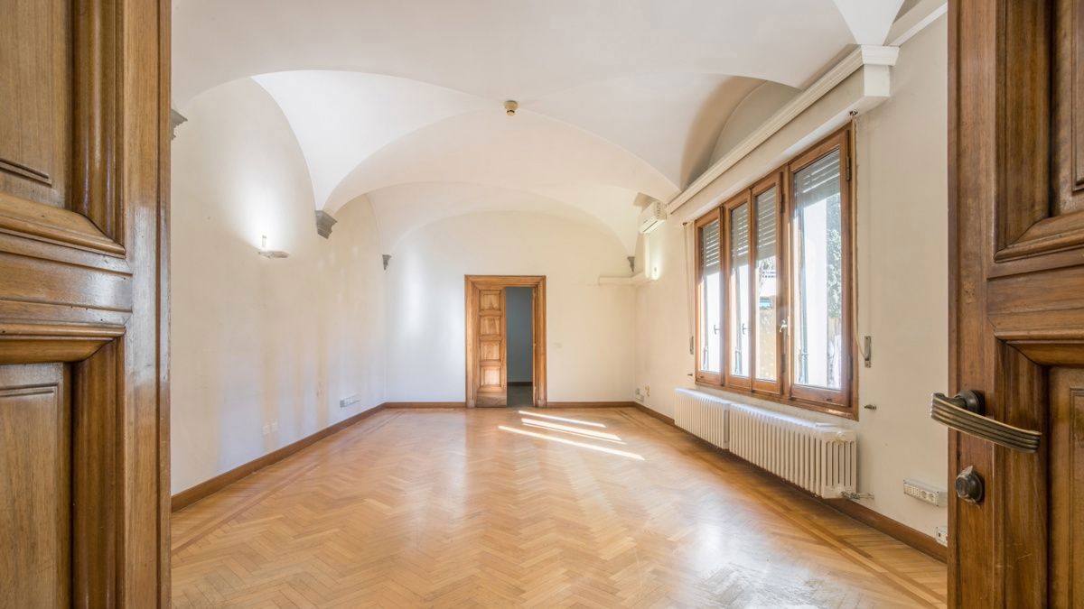 Foto 11 di 33 - Villa in vendita a Firenze