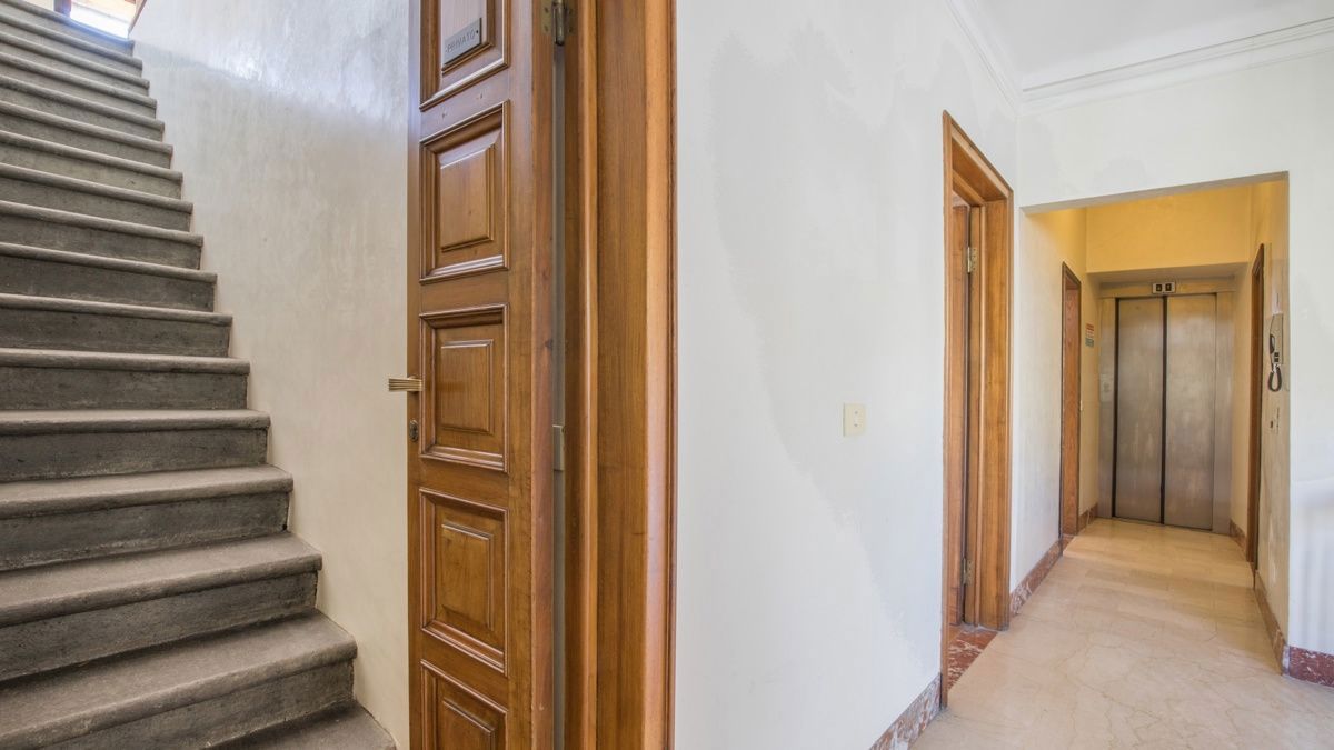 Foto 28 di 33 - Villa in vendita a Firenze