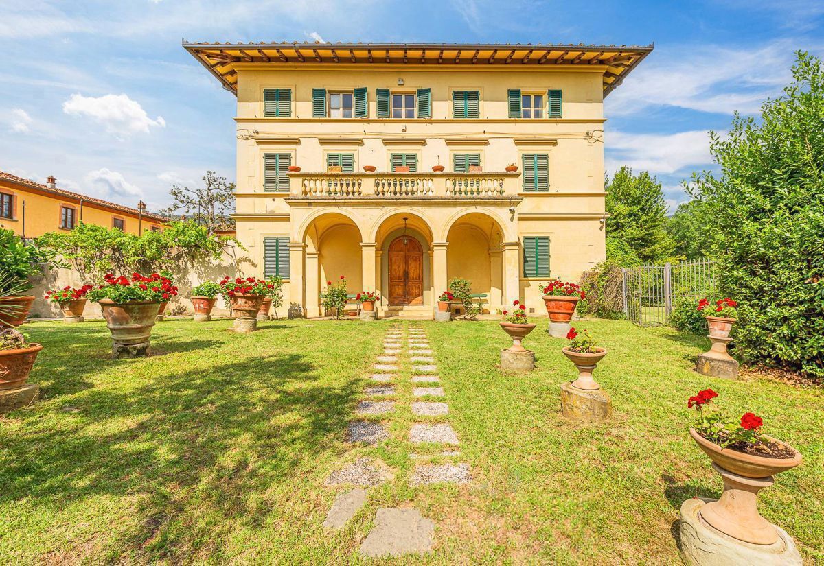 Foto 9 di 29 - Villa in vendita a Arezzo