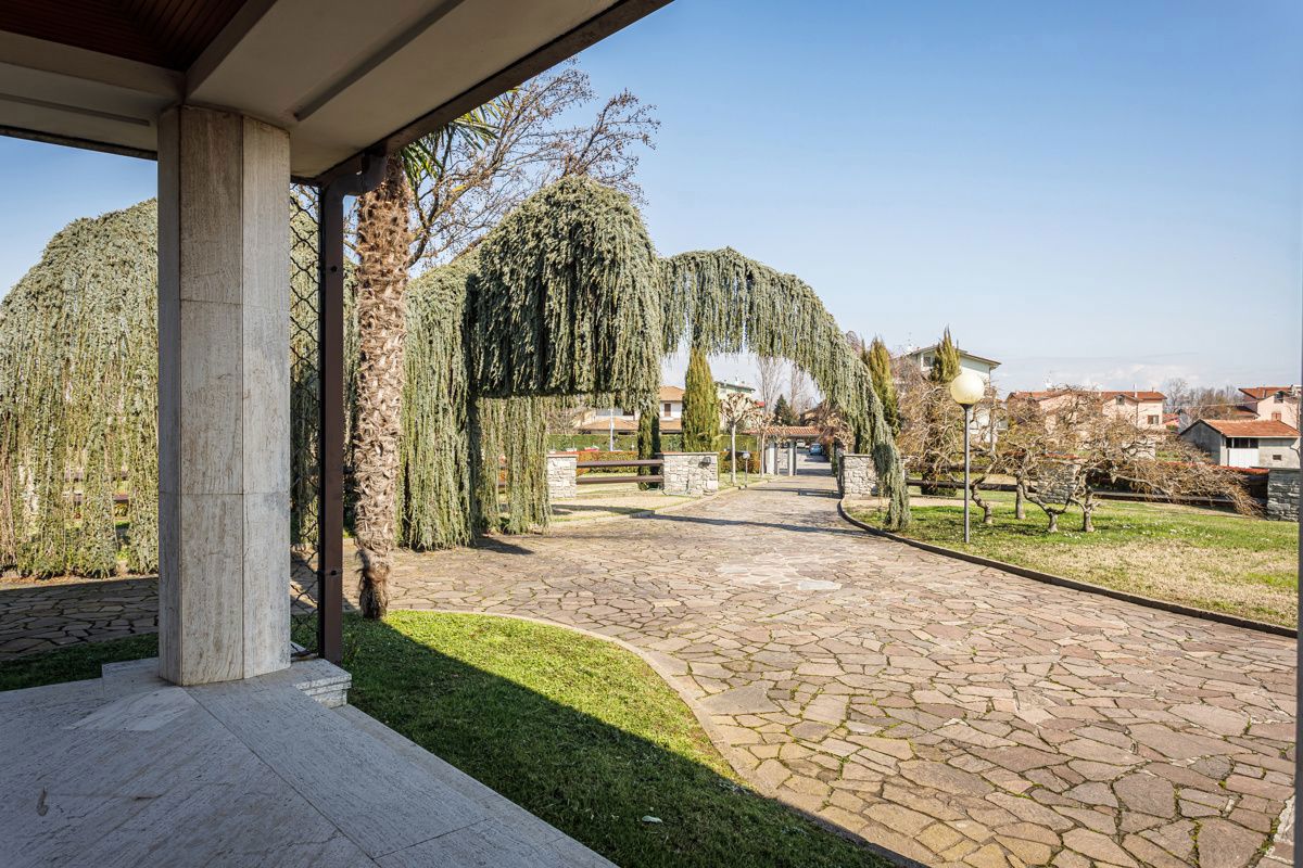 Foto 3 di 31 - Villa in vendita a Cassano d'Adda