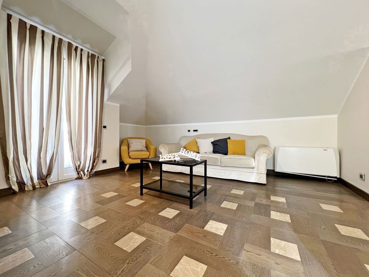 Foto 5 di 22 - Appartamento in vendita a Genova