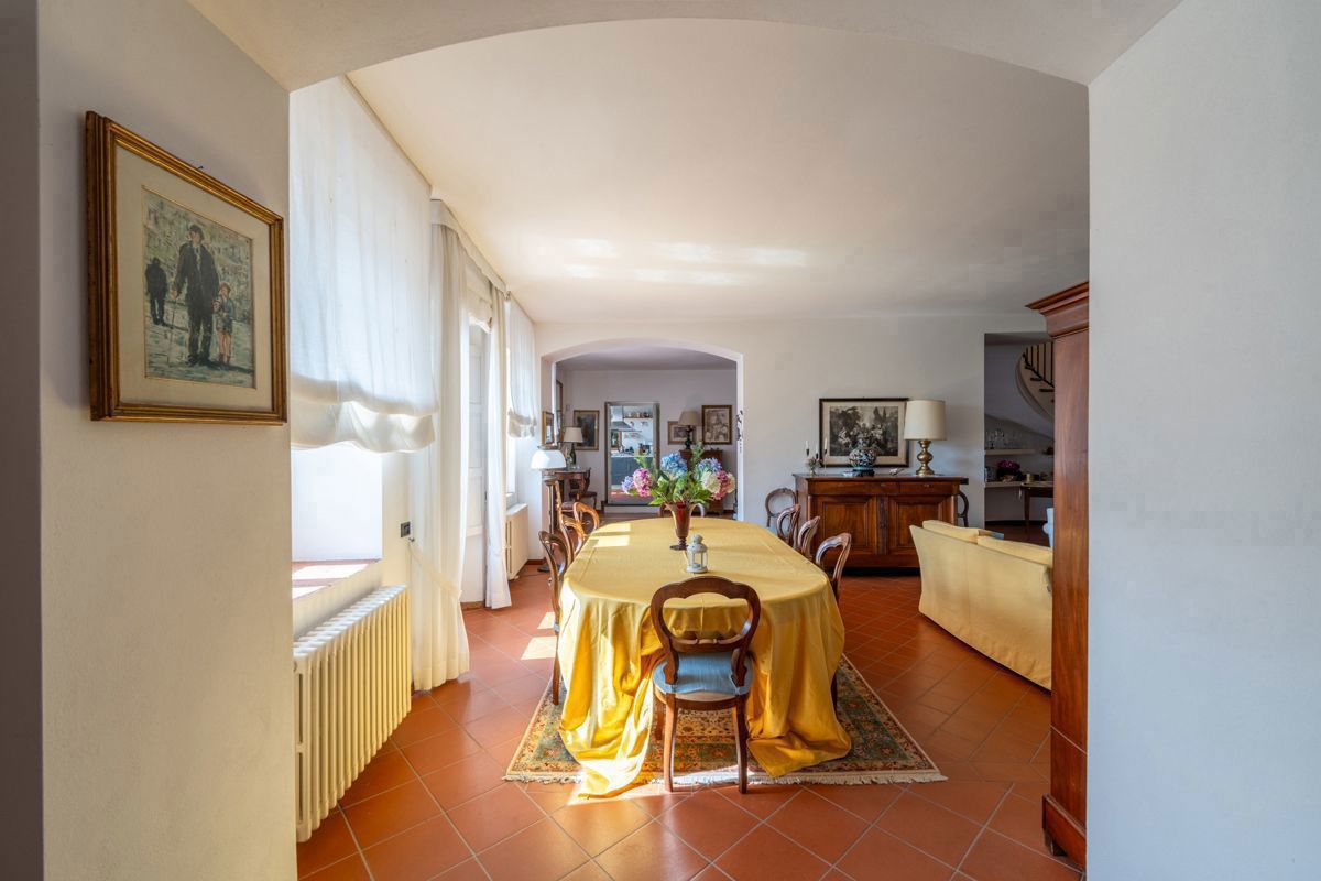 Foto 18 di 48 - Villa in vendita a Lucca