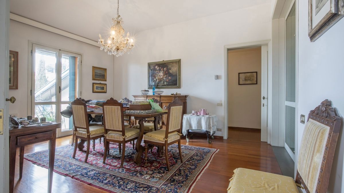 Foto 13 di 34 - Villa in vendita a Fiesole