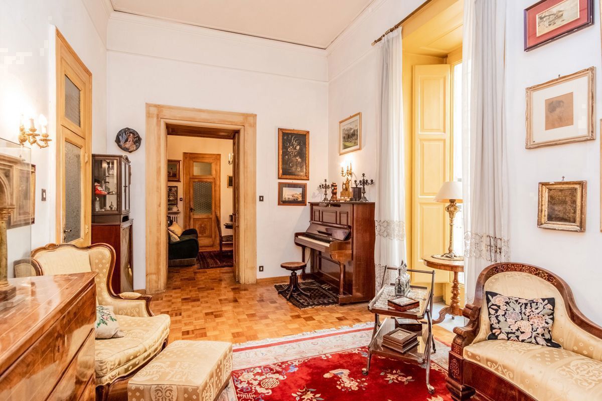 Foto 5 di 31 - Appartamento in vendita a Napoli