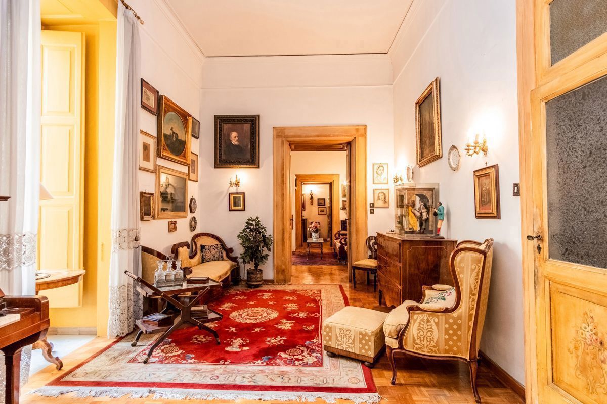 Foto 27 di 31 - Appartamento in vendita a Napoli