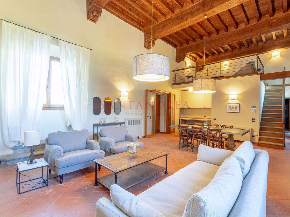 Foto 1 di 16 - Casa indipendente in affitto a Firenze
