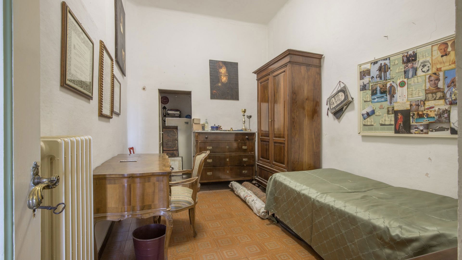 Foto 30 di 32 - Appartamento in vendita a Siena