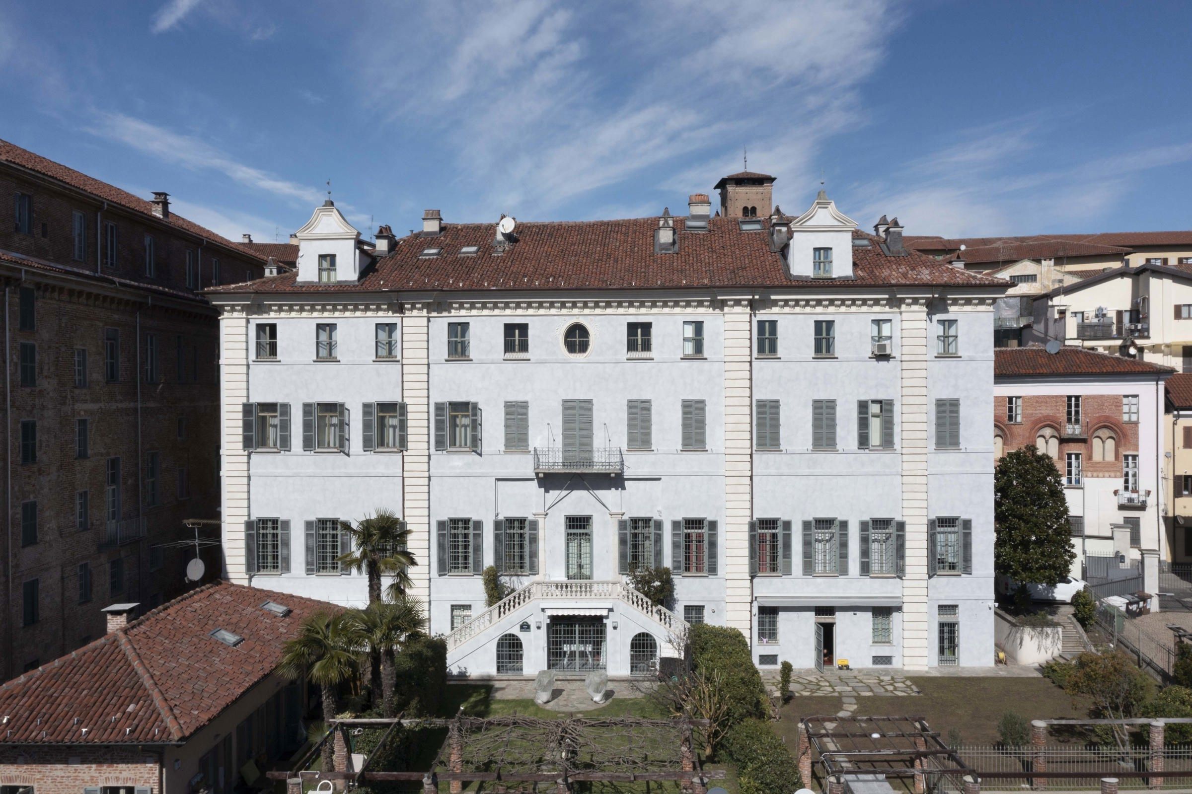 Foto 1 di 36 - Appartamento in vendita a Torino