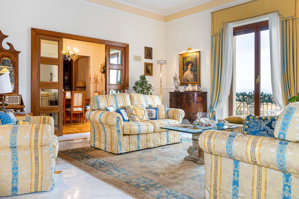 Foto 6 di 28 - Appartamento in vendita a Genova